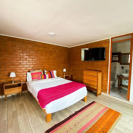 Hostel Tupac Huaraz Exterior foto