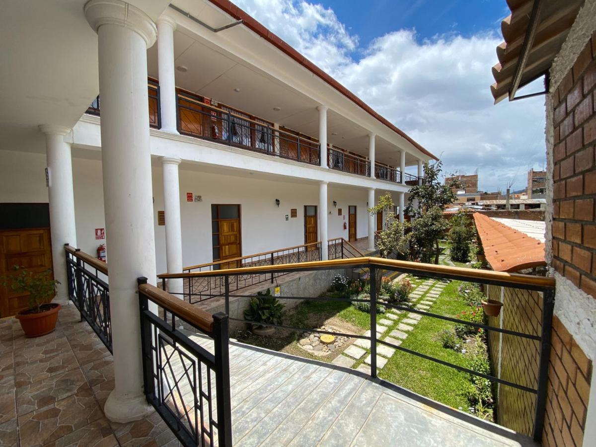Hostel Tupac Huaraz Exterior foto