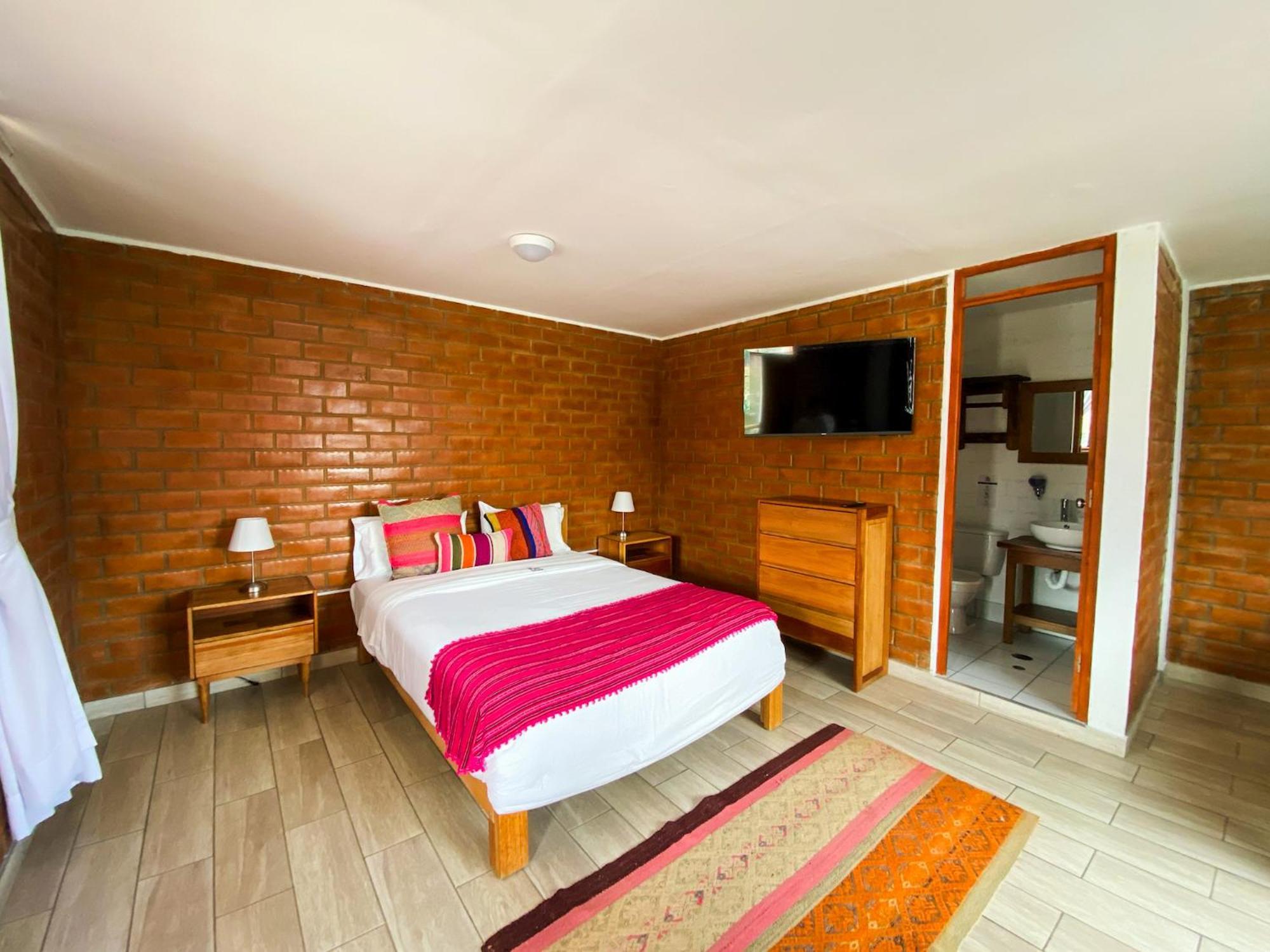 Hostel Tupac Huaraz Exterior foto